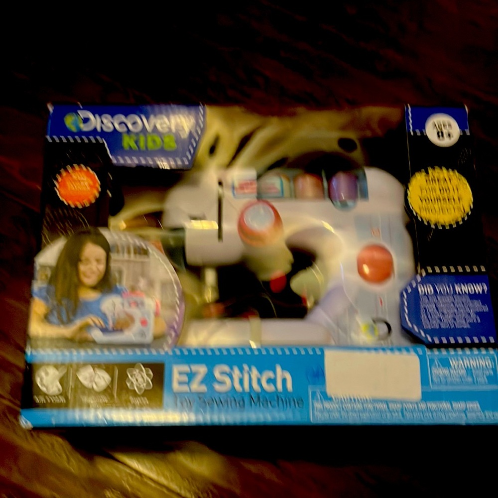 EZ Stitch Toy Seeing Machine